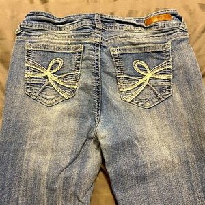 Wallflower Jeans